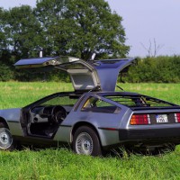 delorean_dmc-12_13