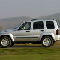 2005-2007. Jeep Cherokee (KJ)