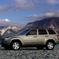 2005-2007. Jeep Grand Cherokee CRD Limited (WK)