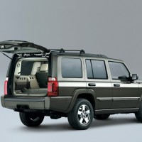 2005-2010. Jeep Commander Sport (XK)