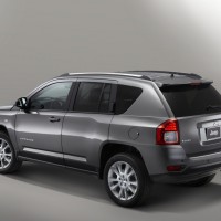 2012–н.в. Jeep Compass Overland