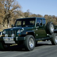 2005. Jeep Gladiator Concept