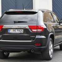 2011-2013. Jeep Grand Cherokee Overland Summit EU-spec (WK2)