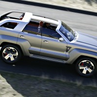 2007. Jeep Trailhawk Concept