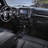 2012. Jeep Wrangler Unlimited Altitude (JK)