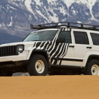 2011. Jeep Cherokee Overland Concept (KK)
