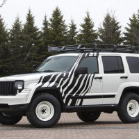 2011. Jeep Cherokee Overland Concept (KK)