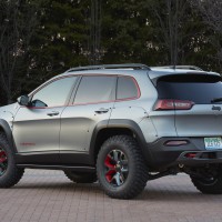 2014. Jeep Cherokee Adventurer Concept (KL)