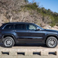 2013–н.в. Jeep Grand Cherokee Limited (WK2)