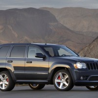 2006-2010. Jeep Grand Cherokee SRT8 (WK)