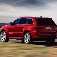 2013–н.в. Jeep Grand Cherokee SRT (WK2)