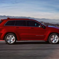 2013–н.в. Jeep Grand Cherokee SRT (WK2)