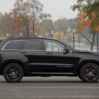 2013–н.в. Jeep Grand Cherokee SRT EU-spec (WK2)