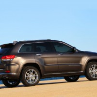 2013–н.в. Jeep Grand Cherokee Summit EU-spec (WK2)