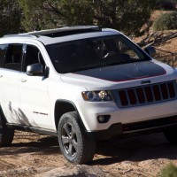 2012. Jeep Grand Cherokee Trailhawk Concept (WK2)