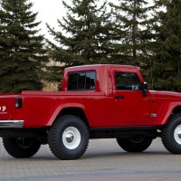 2012. Jeep J-12 Concept