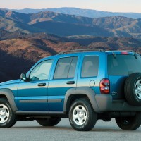 2004-2007. Jeep Liberty Sport (KJ)