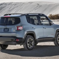 2015. Jeep Renegade Trailhawk