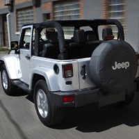 2010–н.в. Jeep Wrangler Sahara EU-spec (JK)