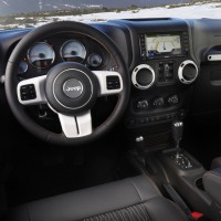 2012. Jeep Wrangler Unlimited Arctic (JK)