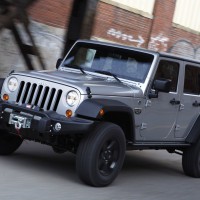 j2011. Jeep Wrangler Unlimited Call of Duty MW3 (JK)