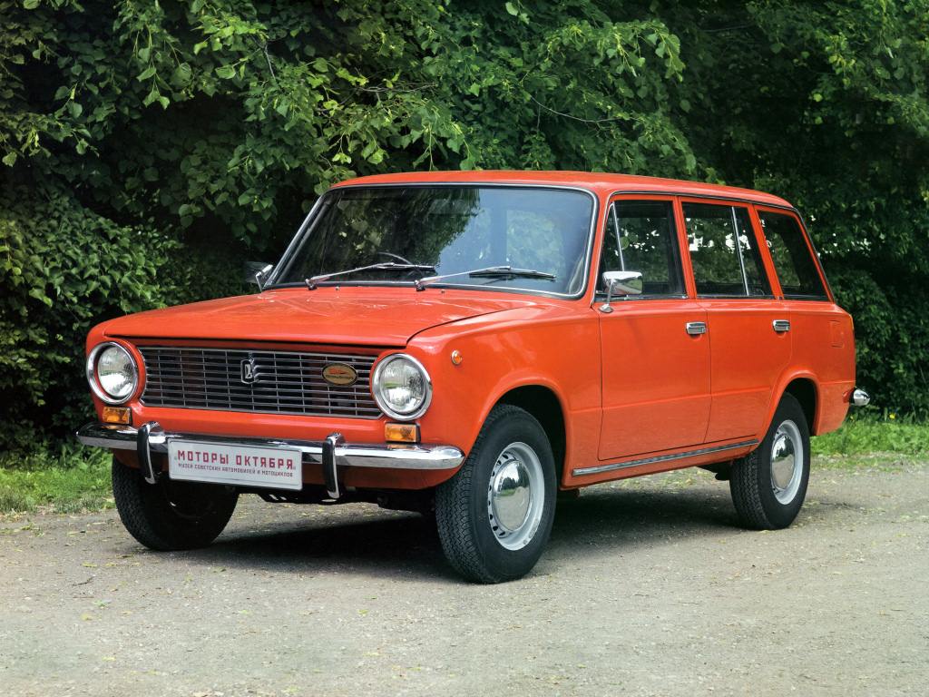 1976-1985. Lada 1200 Combi (21022) 