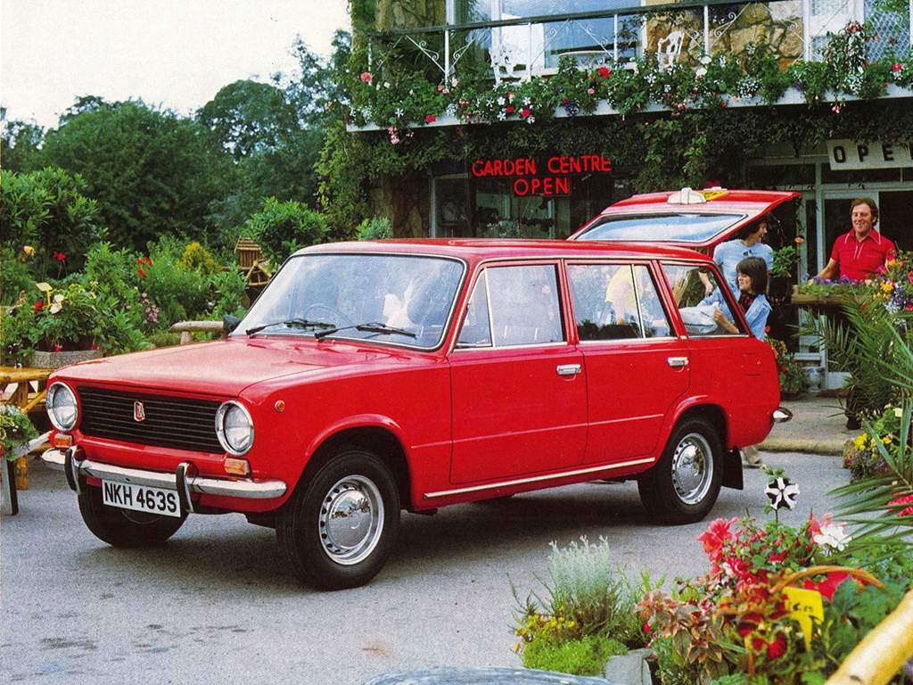1974-1985. Lada 1200 Estate (21022)