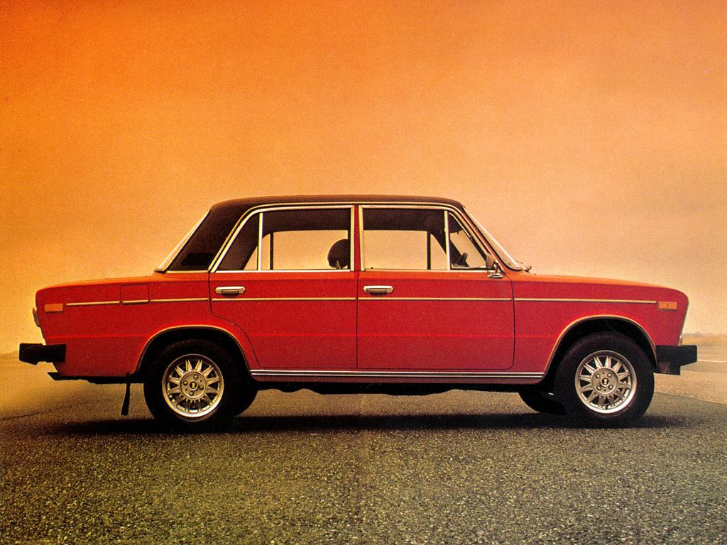 Lada 1600 ES 4-door Saloon (21064). 