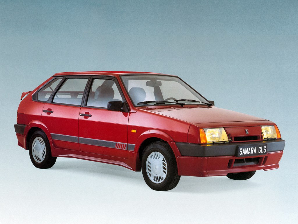 1989-1994. Lada Samara GLS 5-portes 