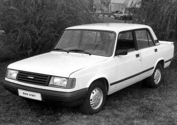 1986. VAZ 2107 (Concept)