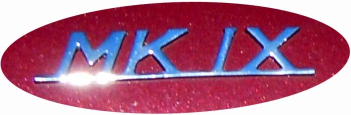 1959. Jaguar Mark IX (1959 trunk badge)