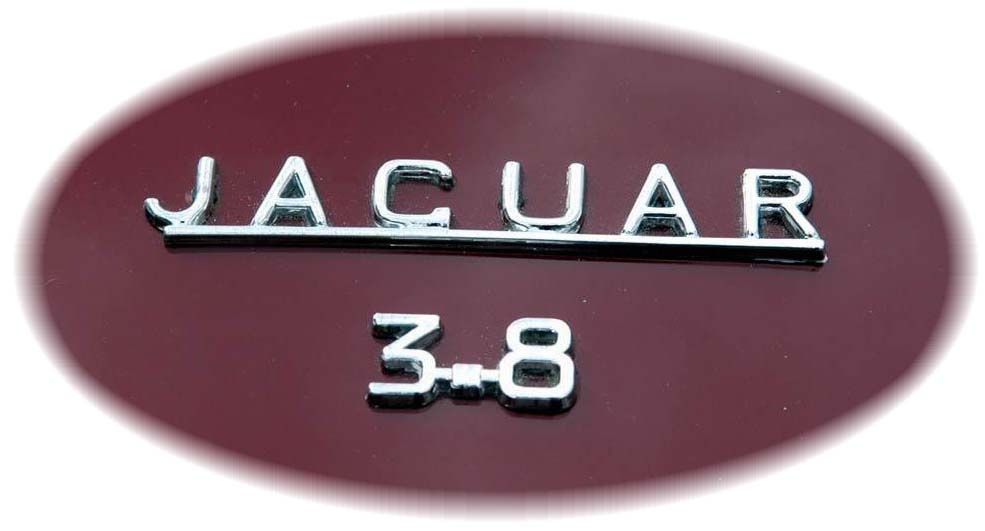 1967. Jaguar Mark II Saloon 3.8 Litre (1967 trunk emblem)