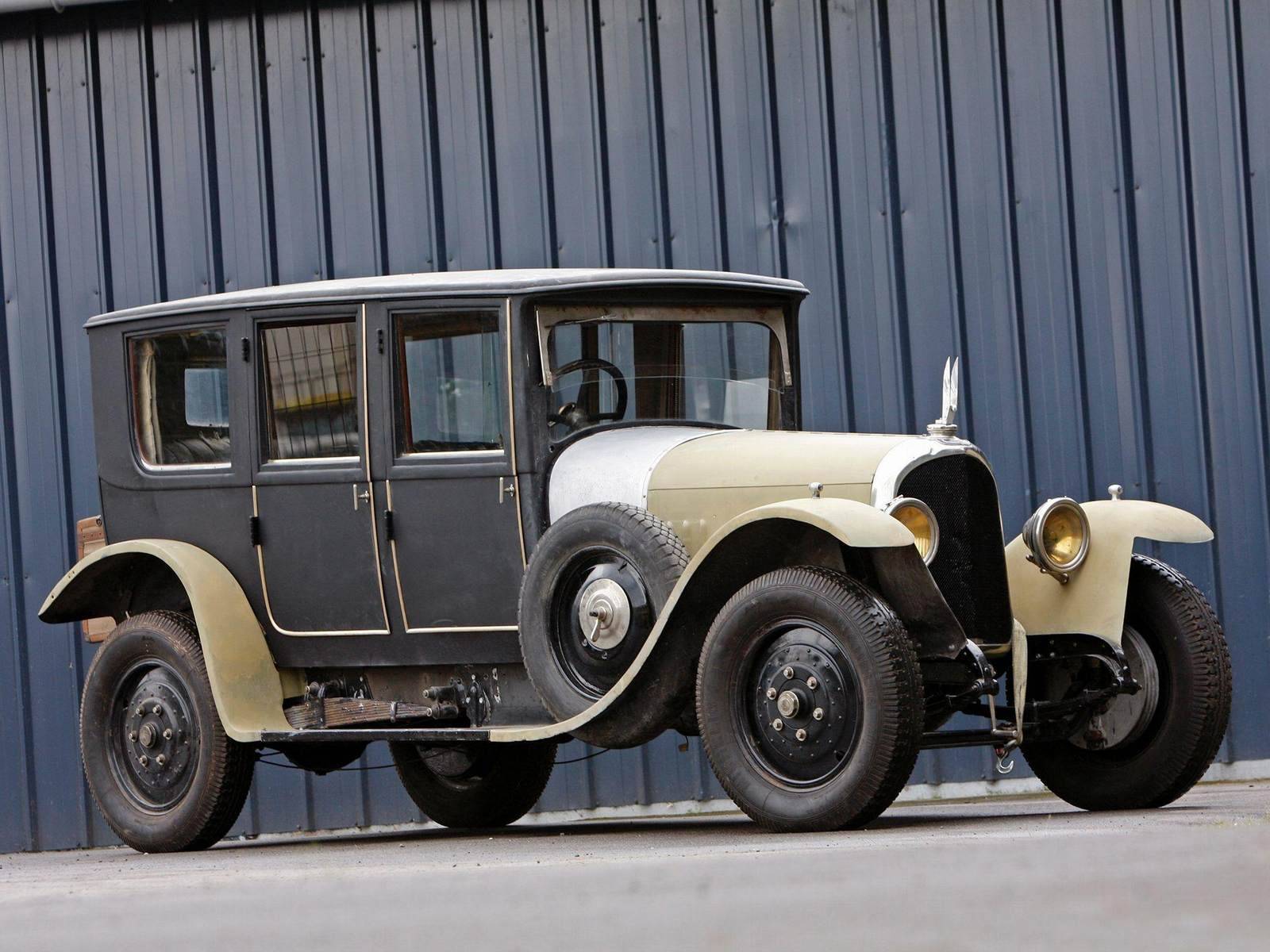 1919. Voisin C1 Chauffeur Limousine