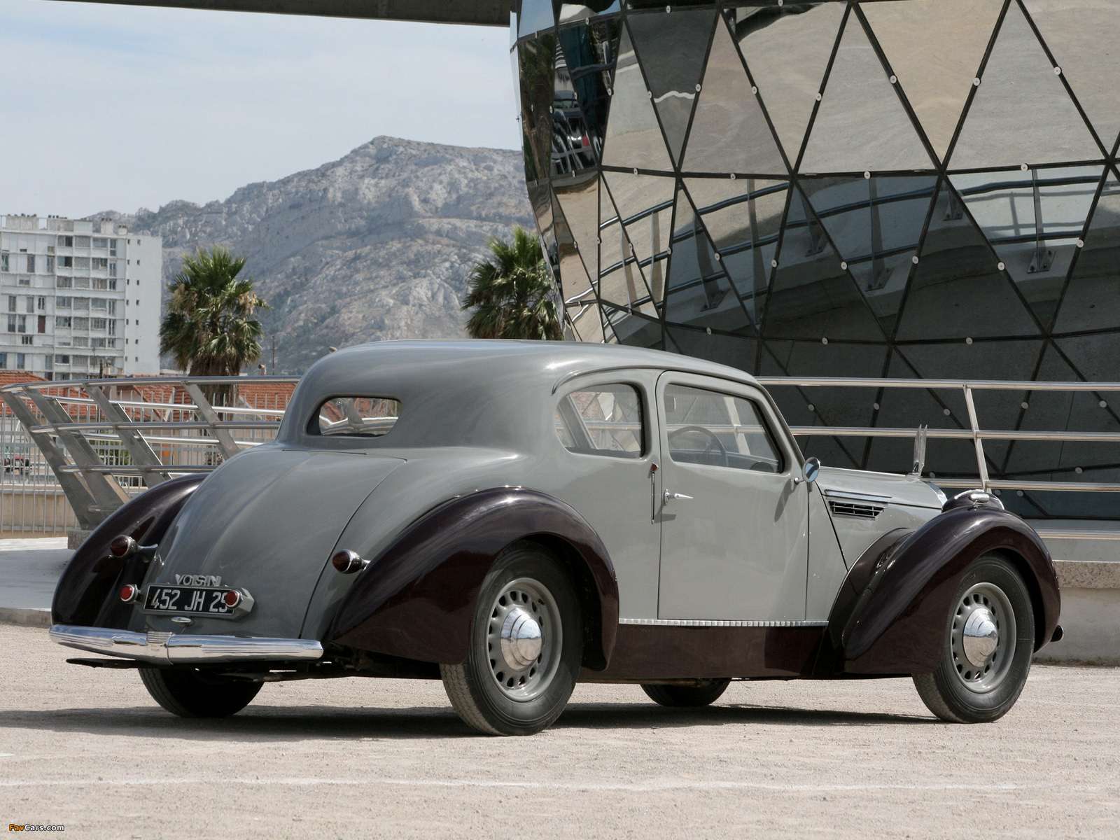 1939. Voisin C30 S Coupe