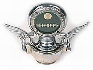 1913. Pierce-Arrow (hood ornament)