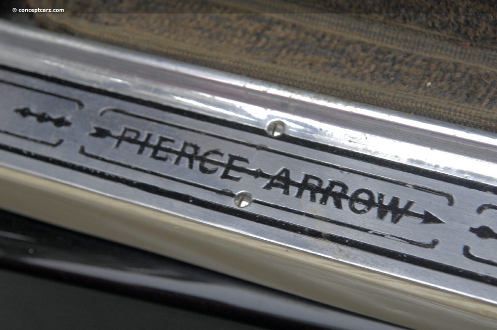 1928. Pierce-Arrow Model 81