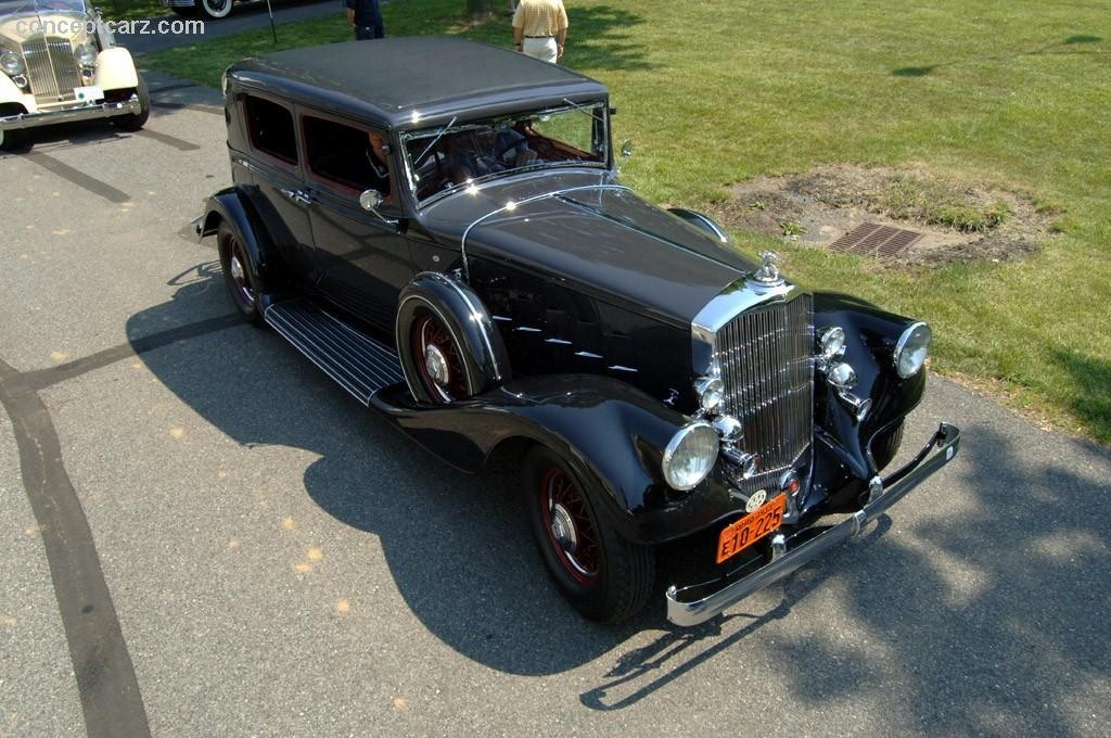 1932-1938 (1933). Pierce-Arrow Model 1236 Twelve