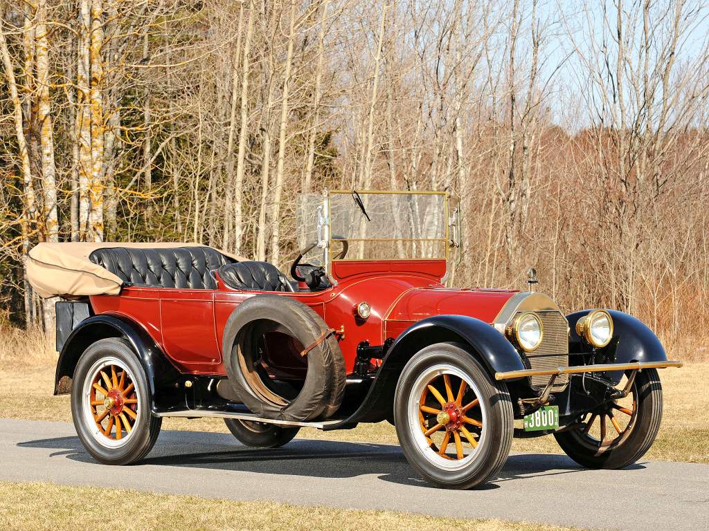 1917. Pierce-Arrow Model 38 7-passenger Touring