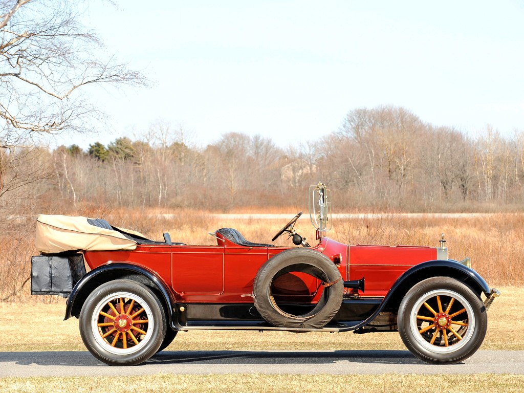 1917. Pierce-Arrow Model 38 7-passenger Touring
