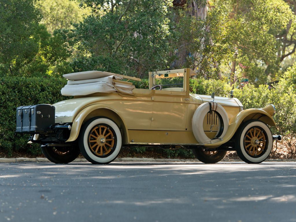 1925. Pierce-Arrow Model 33 Convertible Coupe by Derham
