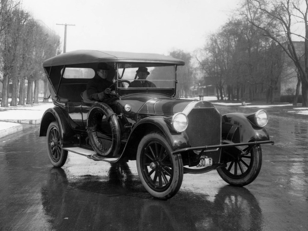 1915. Pierce-Arrow Model 48-B 7-passenger Touring