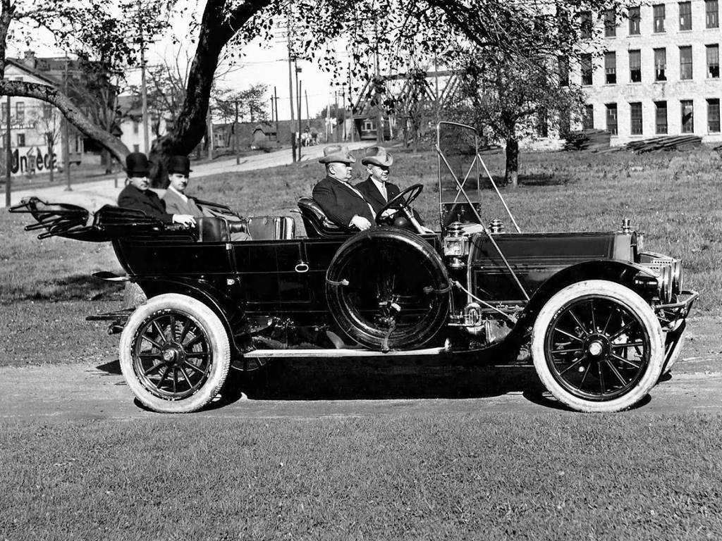 1909. Pierce-Arrow Model 48 7-passenger Touring