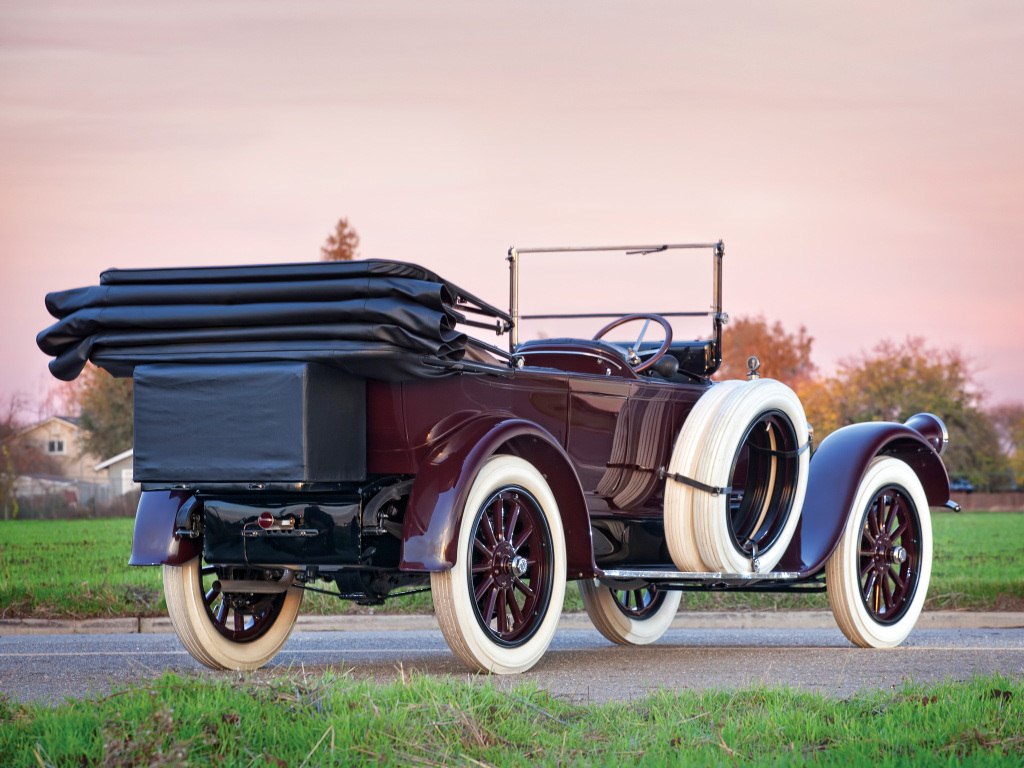 1916. Pierce-Arrow Model 48 7-passenger Touring (Series 4)