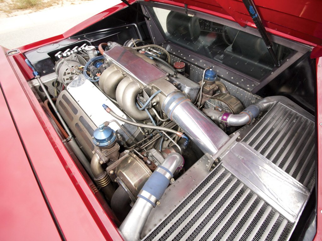 1990-1993. Vector W8