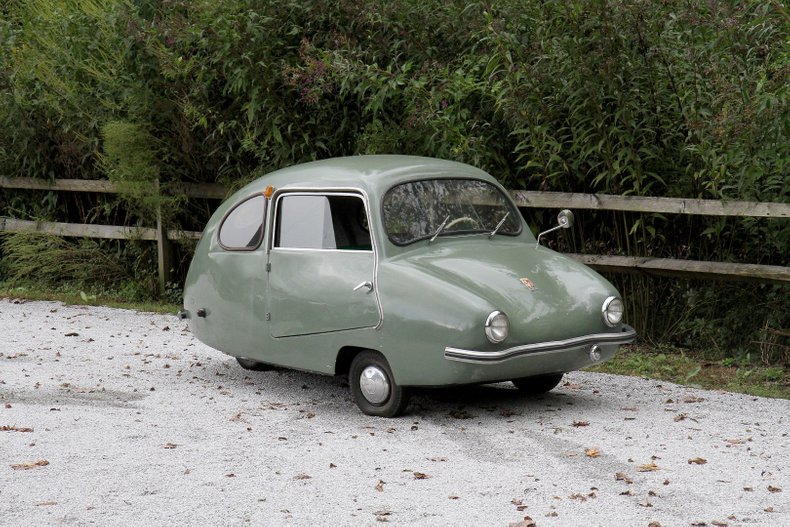 1954-1955. Fuldamobil NWF 200