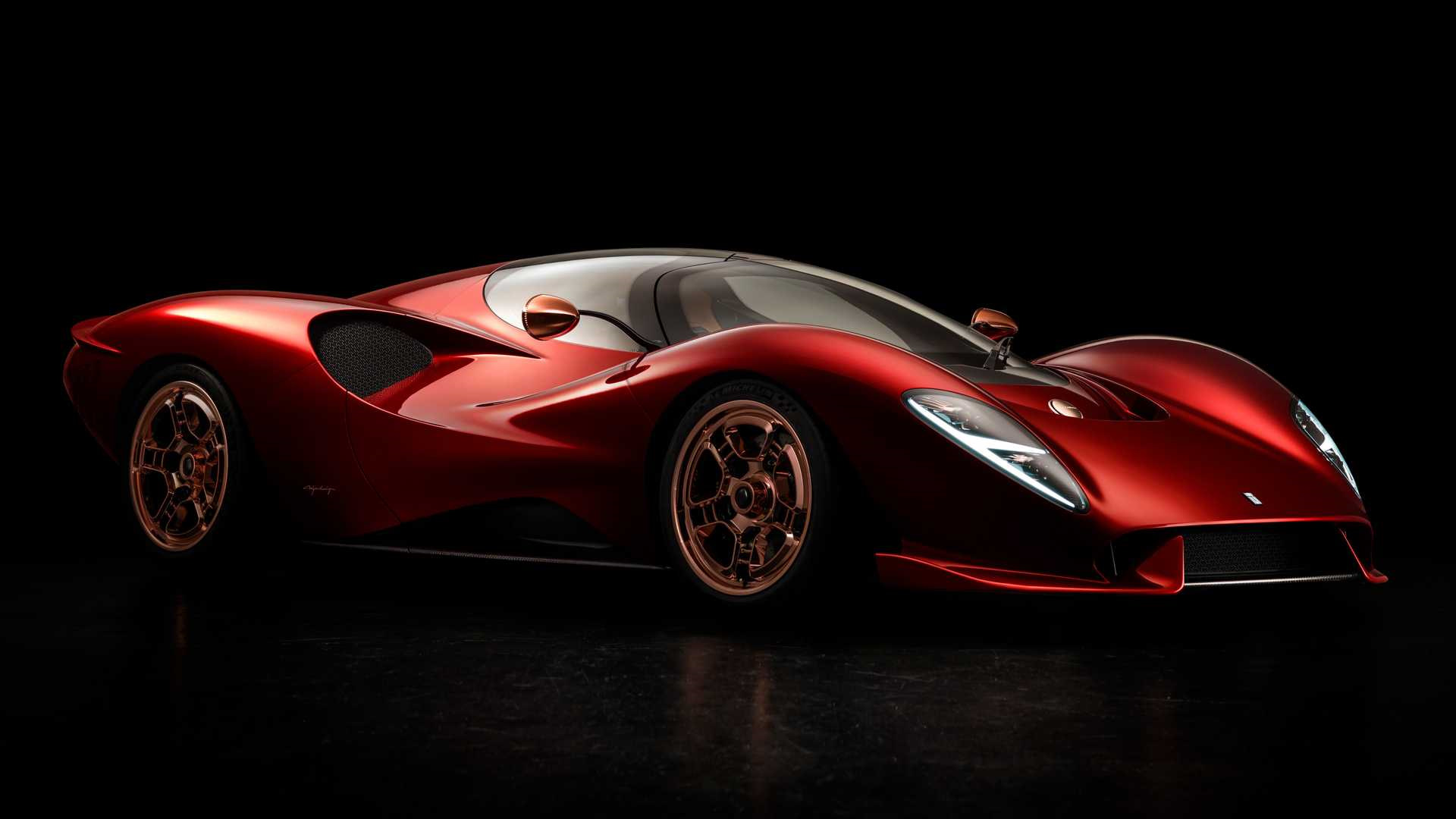 2019. De Tomaso P72