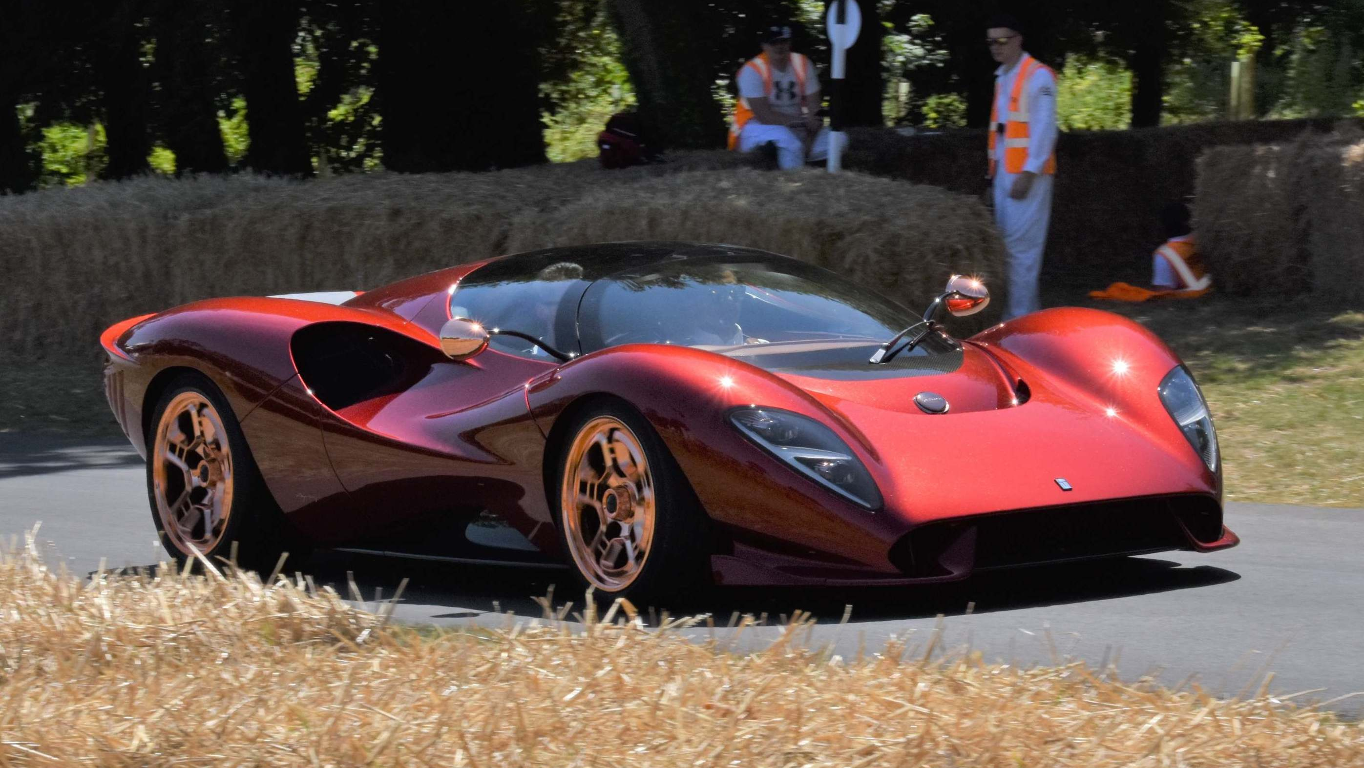 De Tomaso P72