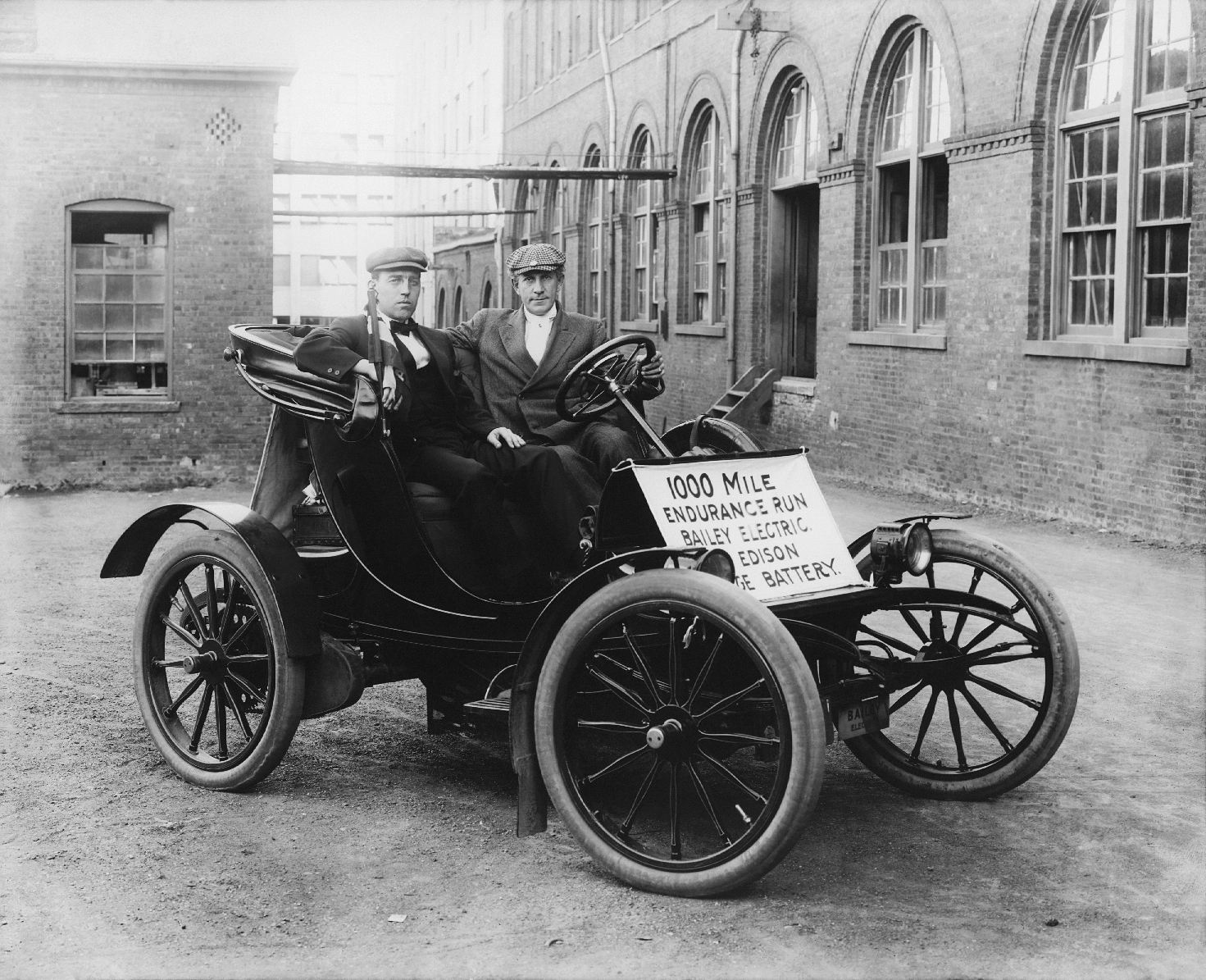1909. Bailey Electric Victoria Phaeton (1)